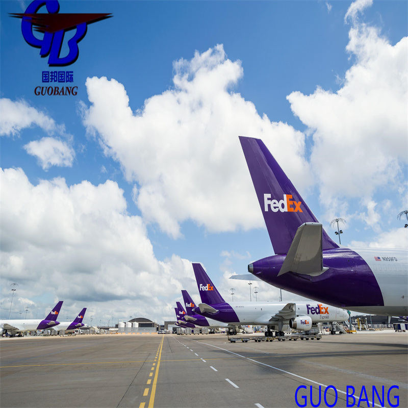 Авиаперевозка из во Францию. Специальная услуга: сборные грузы от нескольких поставщиков с нашей целевой компанией.